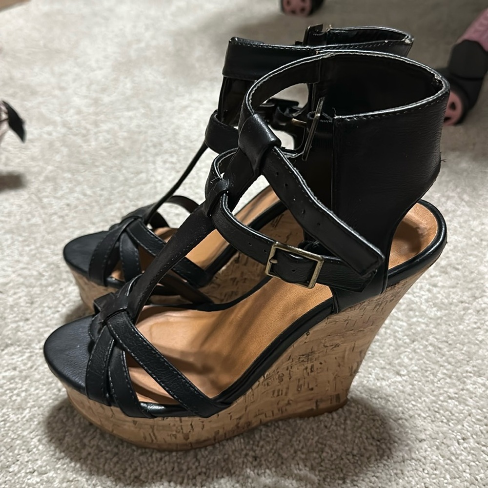 Black Charlotte Russe Strappy T-Strap Platform Wedges